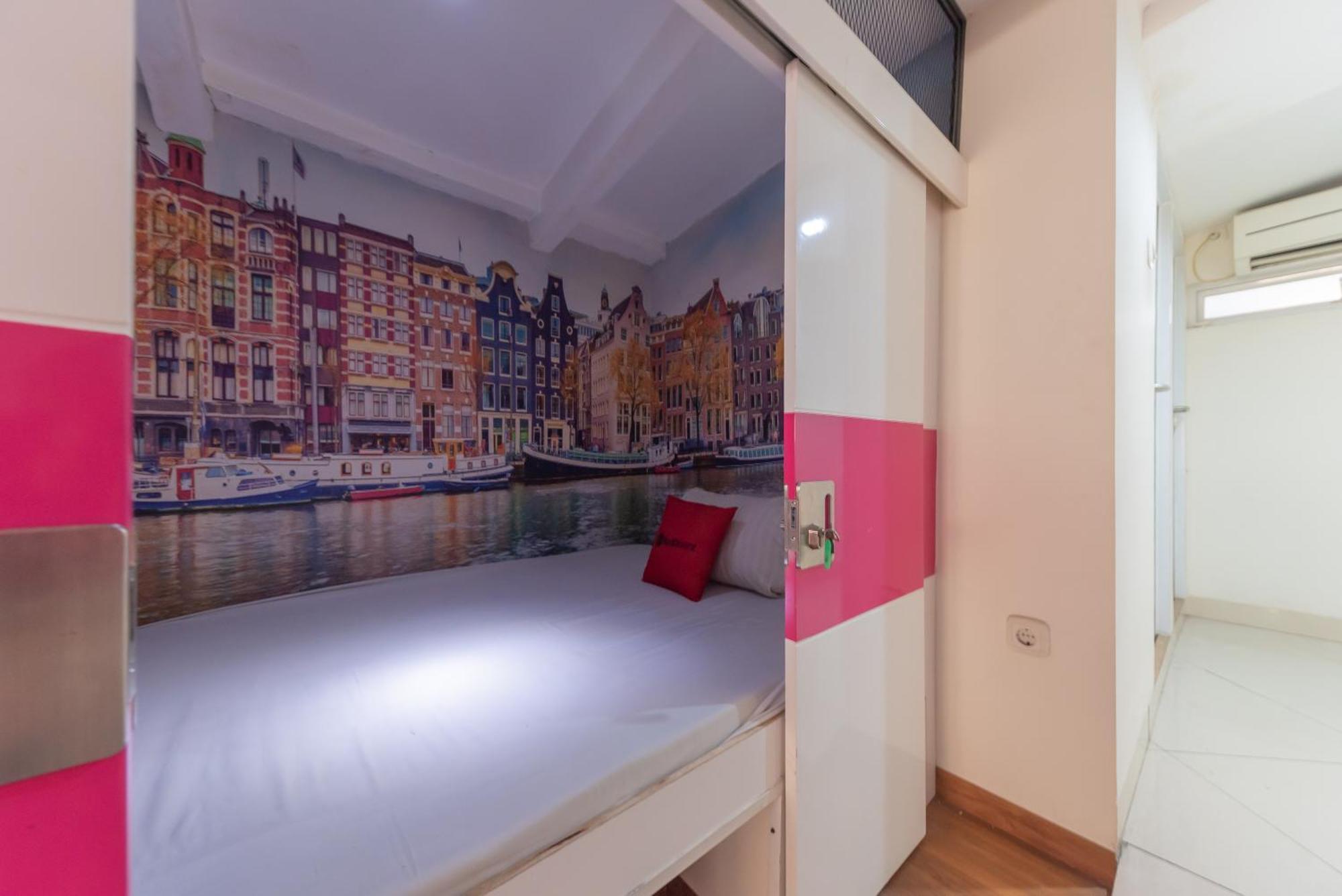 Reddoorz Hostel At Kiara Cozy Kircon 万隆 外观 照片